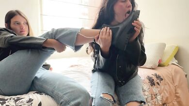 The two friends fuck in leather jackets