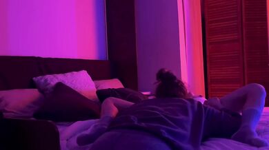 Real Lesbian Couple: Fucks, Eats Pussy and Strap On