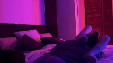Real Lesbian Couple: Fucks, Eats Pussy and Strap On