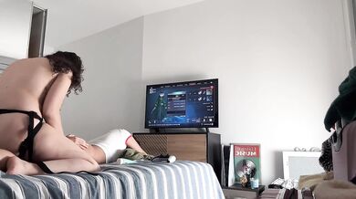 Fucking my girlfriend’s pussy while she’s gaming on her new ps5