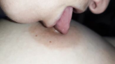 Lesbian threesome with licking, sucking and biting nipples - Lesbian_illusion