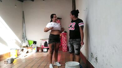 interrumpe mi trabajo para que me devore su vagina y hacerla venir y gemir como perra parte 1