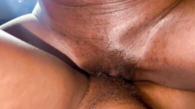 Wet Tribbing lesbians