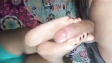 Fetish and masturbation with cumshot on delicious feet