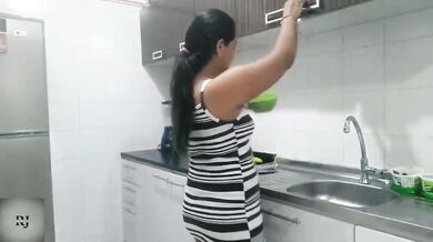 michell ven y te enseño como se come un pepino