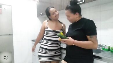 michell ven y te enseño como se come un pepino