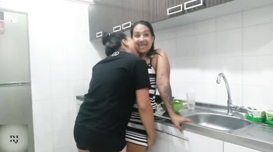 michell ven y te enseño como se come un pepino