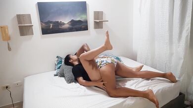a delicious lesbian sex in the early morning
