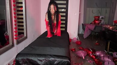 Sensual Ebony massage