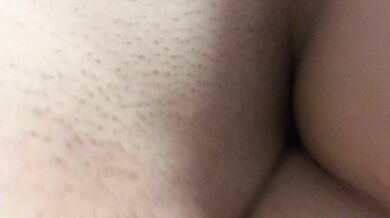 Look closely at this scissoring