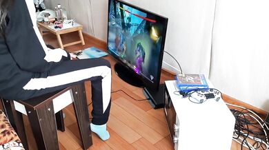 While my neighbor plays console my girlfriend licks my pussy - IkaSmokS
