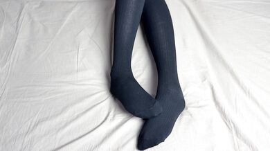 Solo girlfriend with rubber dick toy