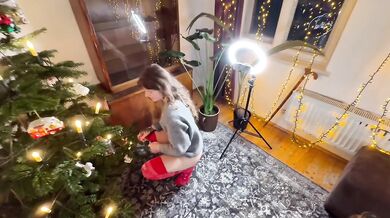 He decorates my face while I'm decorating our christmas tree (cream pie, deepthroat)