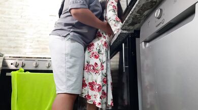 I fucked my stepsister in the kitchen while she was washing the dishes - Lesbian_illusion