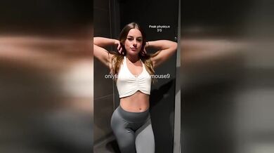 18yo Influencer Plank Fail: Dripping Virgin Gape TikTok
