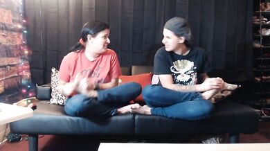 Lesbian Sneakers Socks Foot Smelling Itching