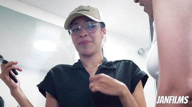 DO YOU WANT ME TO HELP YOU? The plumber came on to me and ended up sucking my cliptoris