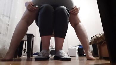 My boss in a miniskirt is jumping on me in her office - IkaSmokS