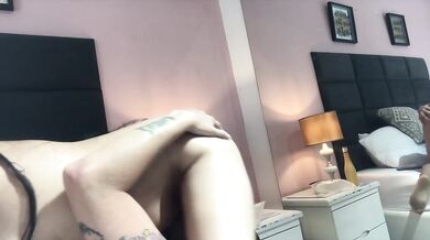 I fuck my horny neighbor until I have an orgasm