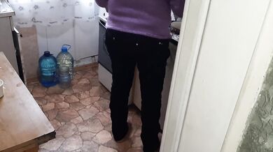 While my stepmom was cooking in the kitchen, my girlfriend and I were masturbating - IkaSmokS