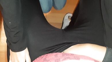 Моя соседка по комнате помогла мне кончить - Lesbian_illusion