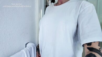 Wet VS Dry Shirt ASMR