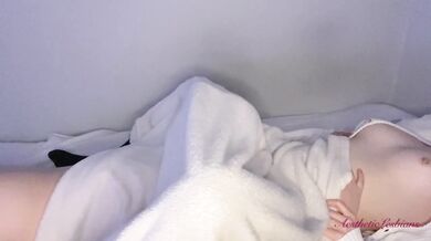 Morning surprise with passionate pussy licking ended with hard orgasm