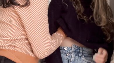 Scarlett and Chanel lesbians moaning