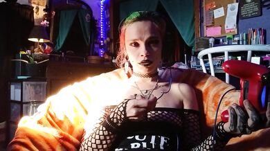 Goth Milf Gaming
