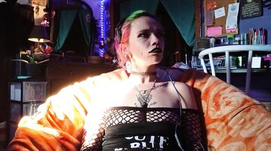 Goth Milf Gaming