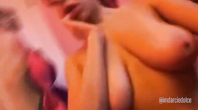 Darcie Dolce Extra wet after shower pussy fingering