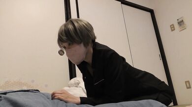 不倫カップル　会社帰りの制服のままで犯して、堅いチンポを欲しがる淫乱熟女