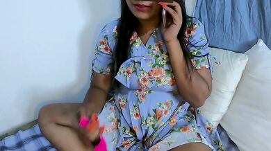 LESBIAN කෙල්ලගෙ හොර ව ැඩ අතෙ මට්ටු wait wht she s LESBIAN
