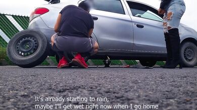 We fucked in the car like crazy and as a thank you for fixing his car