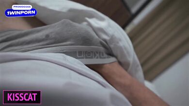 Stepmom get surprise oral creampie while helps to cum for step son in share bed before fuck