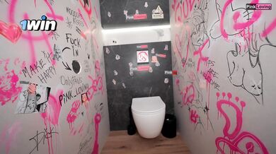 She fucks through the wall in the toilet gloryhole - pinkloving