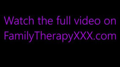 Sharing My Bed With Tiny Step Sis - Molly Little - Family Therapy - Alex Adams
