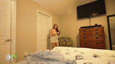 Sharing a Bed With My Hot StepMom Big Ass Milf! FULL TRAILER
