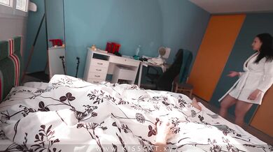 Why step son in step mom's room? share bed's fucks with step mother cum inside