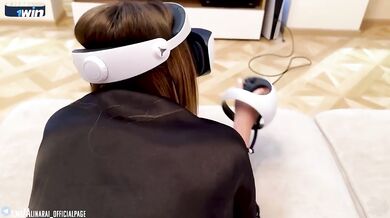 Tricky stepson fucks his naive stepmom while she is in virtual reality