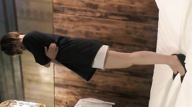 素人熟年カップル 跪きいきなりフェラからバックで突かれて弁天