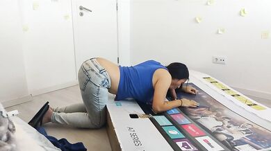 Fucking my stepmom through a hole in a box, she thought it was my dad