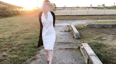 『個人撮影』巨乳熟女にピタッと白ワンピでノーブラ散歩＆お買い物ポッチが。 japanese/hentai/asian/milf/step mom/big tits/日本人/熟女/巨乳/素人/潮吹き