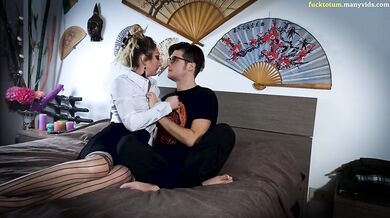 Milf fucks virgin! Milf Seduces a barely legal 18 yo nerdy loser virgin boy. Amateur milf fucks boy!