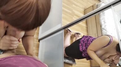 My friend enjoys my big tits on the first date, while I suck it in front of the mirror