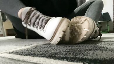 Smelly Feet And Toes Winter Boots JOI