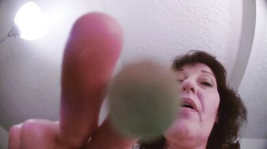 V 587 The Giantess is pissed at Patrick, poor patrick