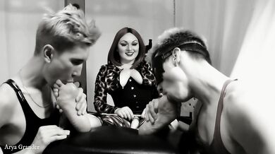 Foot Fetish Home Video ThreeSome