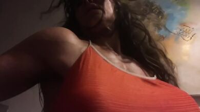 The hottest hairy muscle girl