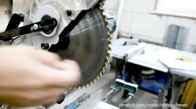 DIY bed 1 - Miter saw disc changing